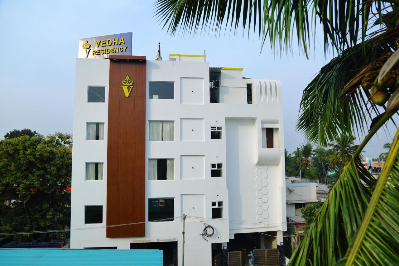 Vedha Residency Hotel Tiruvannāmalai Exterior foto